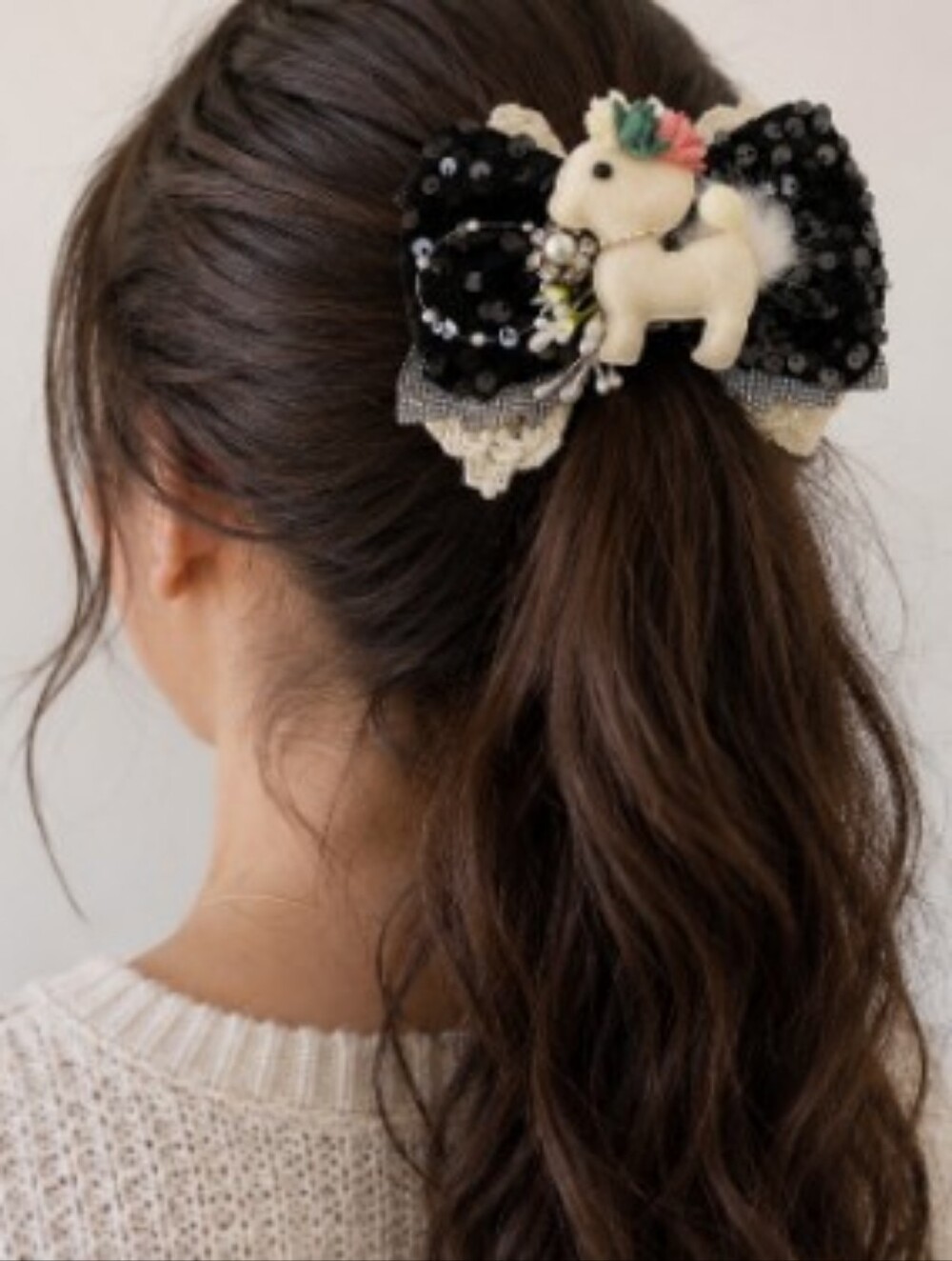 Handmade Black Sequin Christmas Reindeer Hair Bow.🎀✨